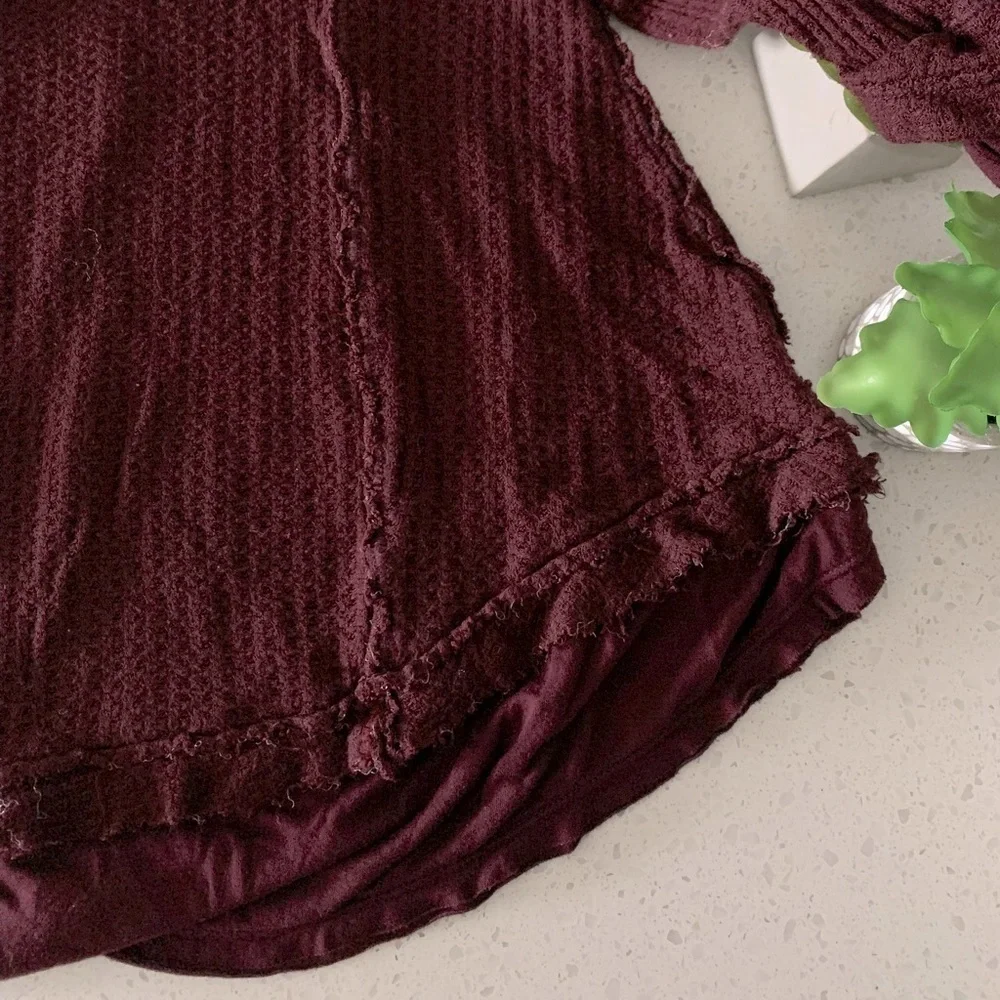 FREE PEOPLE oversized thermal long sleeve top size XS